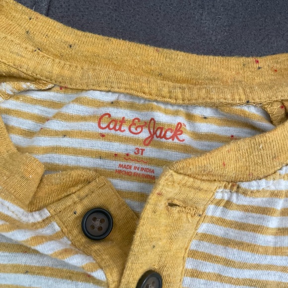 3T Shirt Bundle - Picture 3 of 5